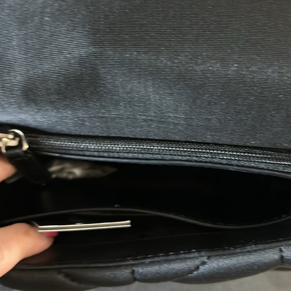 NWT Karl Lagerfeld soft quilted crossbody - Picture 3 of 5